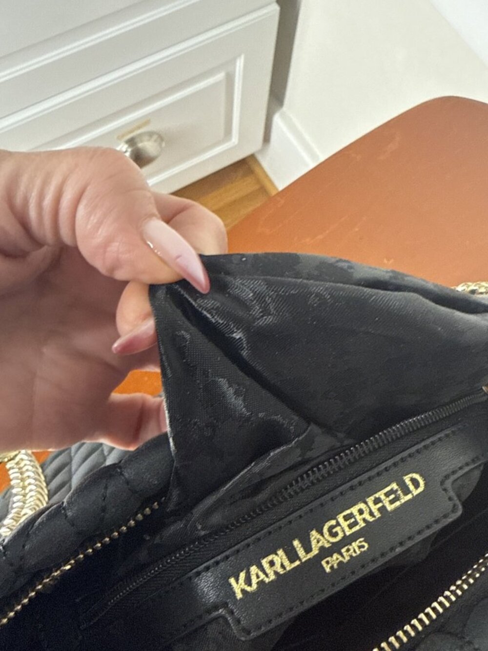 KARL LAGERFELD Paris Womens Karolina Tote Bag Black/Gold Chain Quilted Logo Nice - Picture 12 of 16